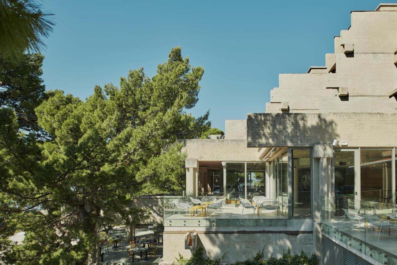 Bluesun Hotel Soline Brela Bagian luar foto