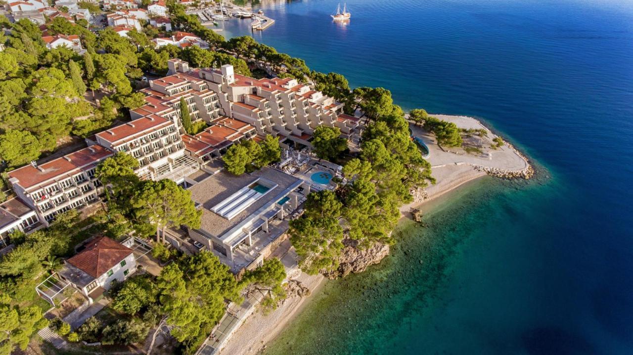 Bluesun Hotel Soline Brela Bagian luar foto